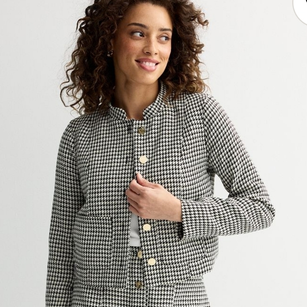 Draper James Black and White Jacket, Gold Buttons, And Accents In Fabric. Sz XS
